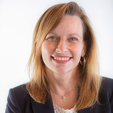Tracy Hubbard Headshot